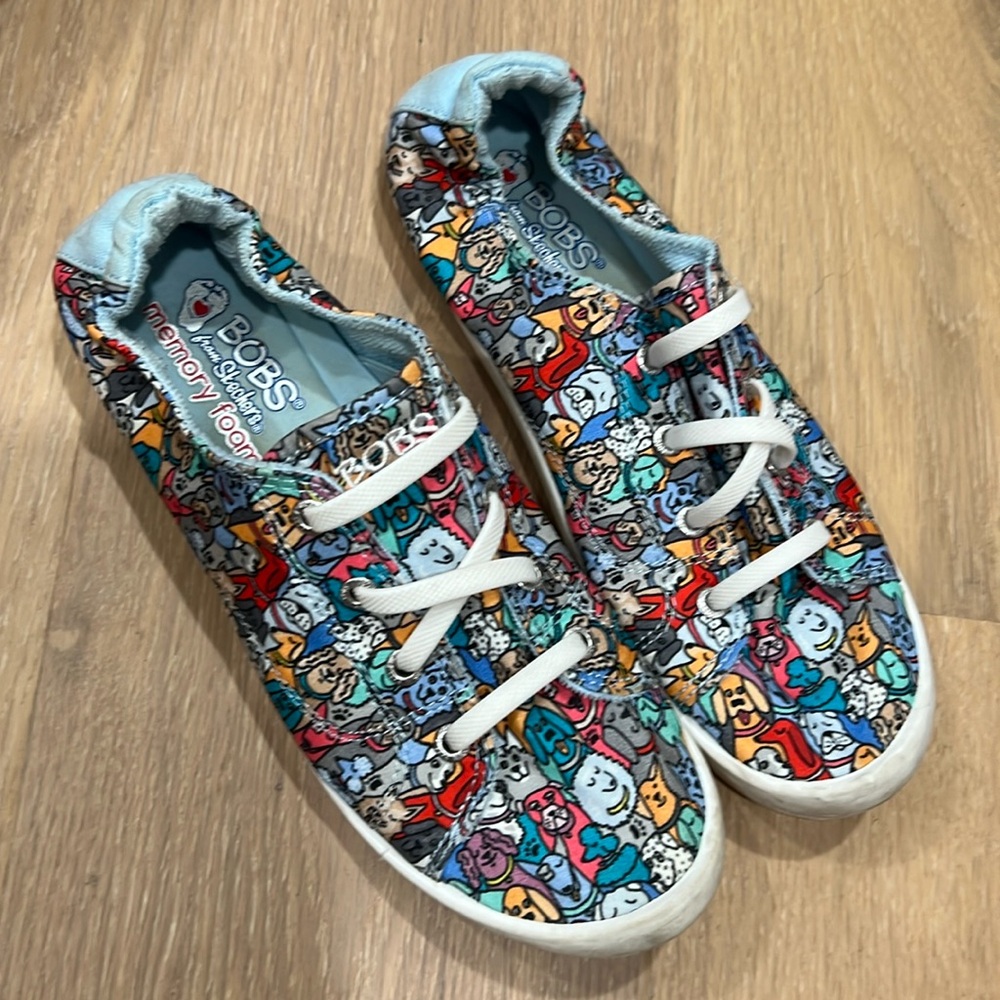 Skechers Bobs B Wild - Happy Yappy Lace Up Shoes in Size 7.5